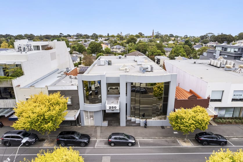 Click to view all images 250 Bay Street Brighton VIC 3186 - Image 1