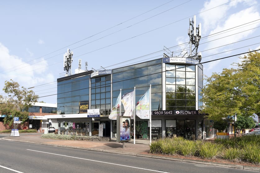 Click to view all images 79 Hamilton Place Mount Waverley VIC 3149 - Image 2