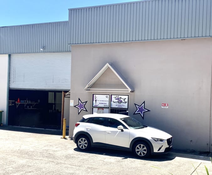 Click to view all images Unit 2/10 Bon-Mace Close Berkeley Vale NSW 2261 - Image 3