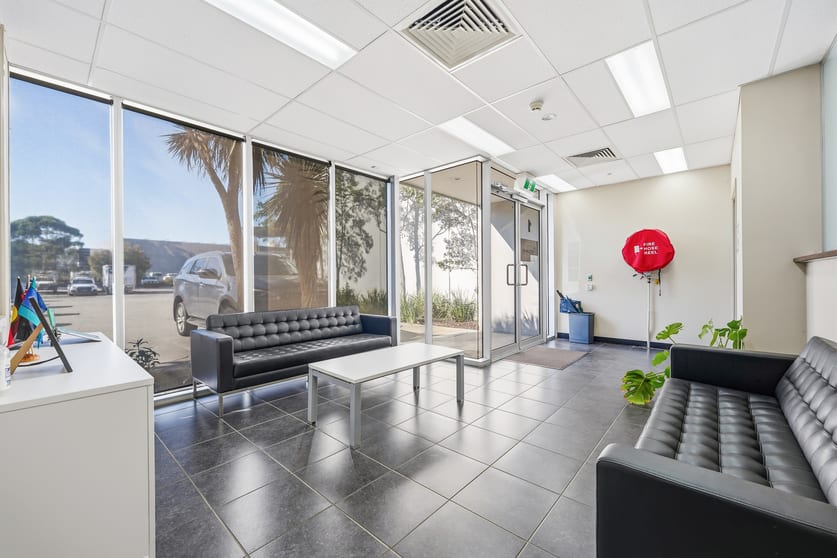 Unit 1/13-14 National Drive Hallam VIC 3803 - Image 2