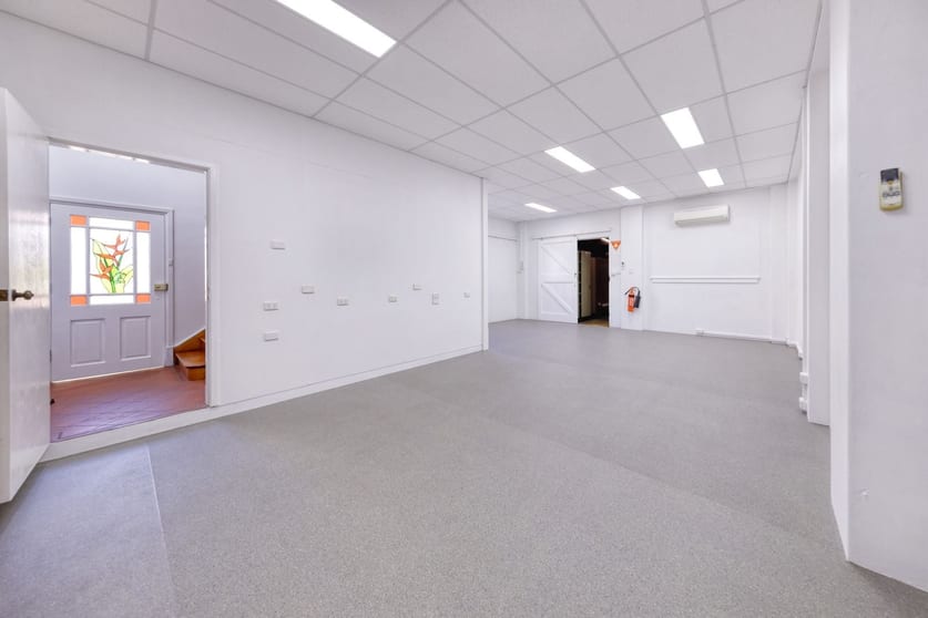 Click to view all images 137 Sheridan Street Cairns City QLD 4870 - Image 3