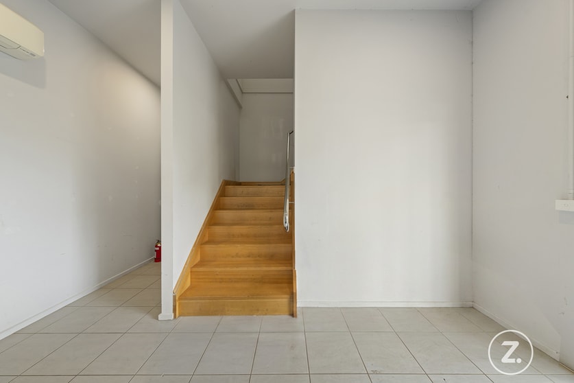 Click to view all images 145 Radnor Drive Deer Park VIC 3023 - Image 3