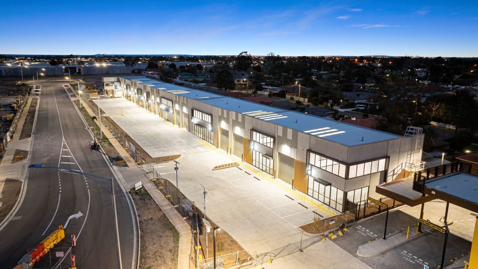 Click to view all images 4/300 Frankston Dandenong Road Seaford VIC 3198 - Image 2