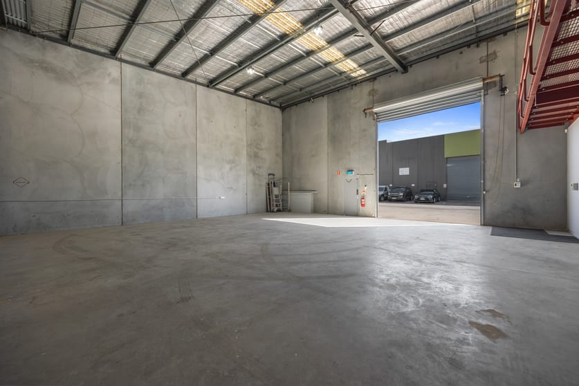 Click to view all images 6/21 Westside Drive Laverton North VIC 3026 - Image 3