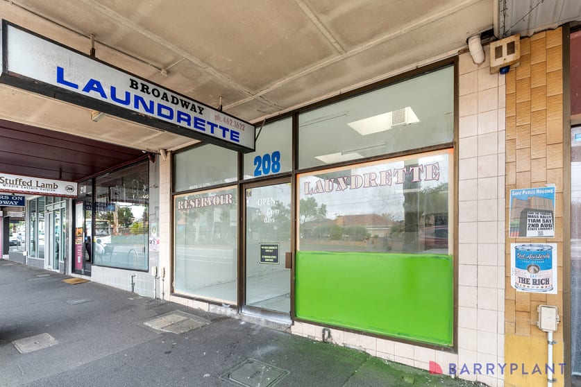 Click to view all images 208 Broadway Reservoir VIC 3073 - Image 2