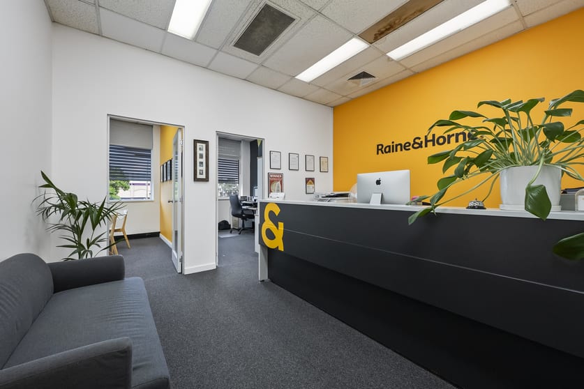 Click to view all images 147 Peats Ferry Road Hornsby NSW 2077 - Image 1