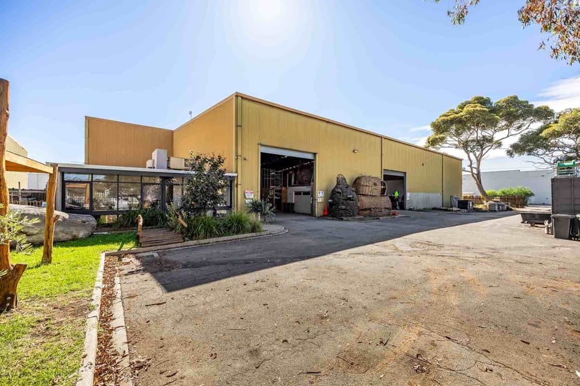 Click to view all images 16 Wilson Street Royal Park SA 5014 - Image 3
