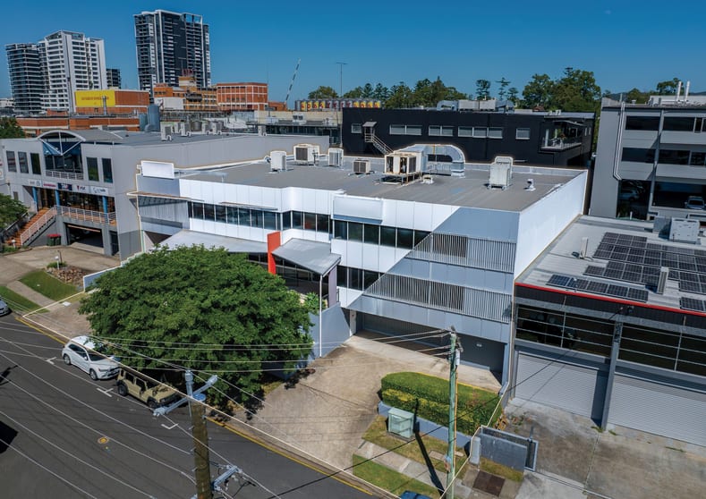 Click to view all images 15 Mayneview Street Milton QLD 4064 - Image 1