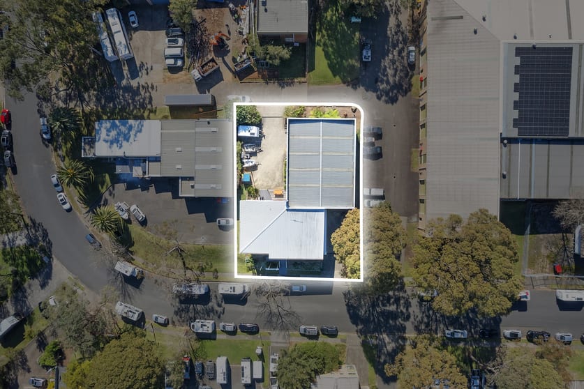 Click to view all images 19 Tepko Road Terrey Hills NSW 2084 - Image 2