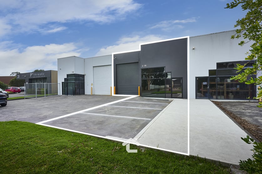 Click to view all images 2/35 Gilbert Park Drive Knoxfield VIC 3180 - Image 3