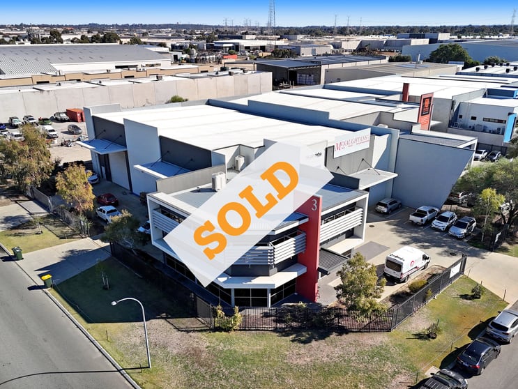 Click to view all images 3 Kalli Street Malaga WA 6090 - Image 1
