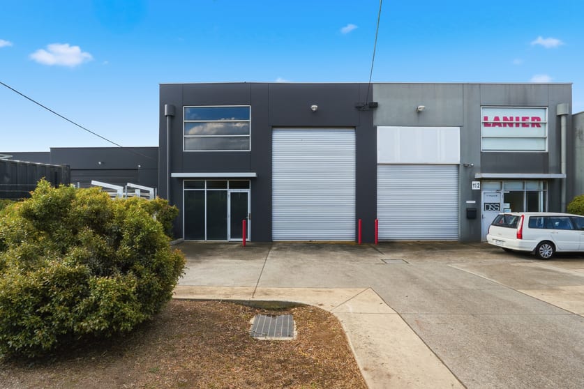 Click to view all images 1/11 Virginia Street Mornington VIC 3931 - Image 2
