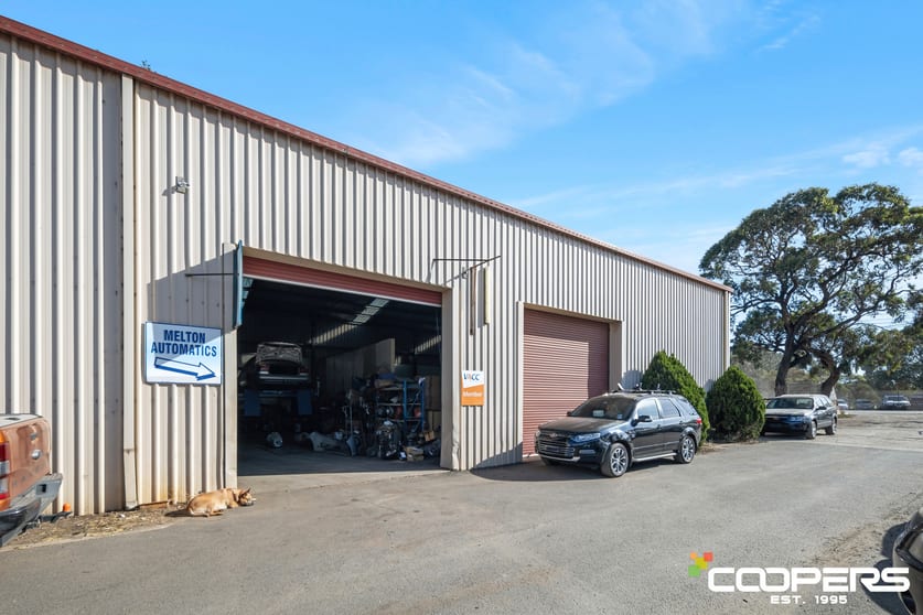 Click to view all images Factory 1/21 Melton Valley Drive Melton VIC 3337 - Image 2
