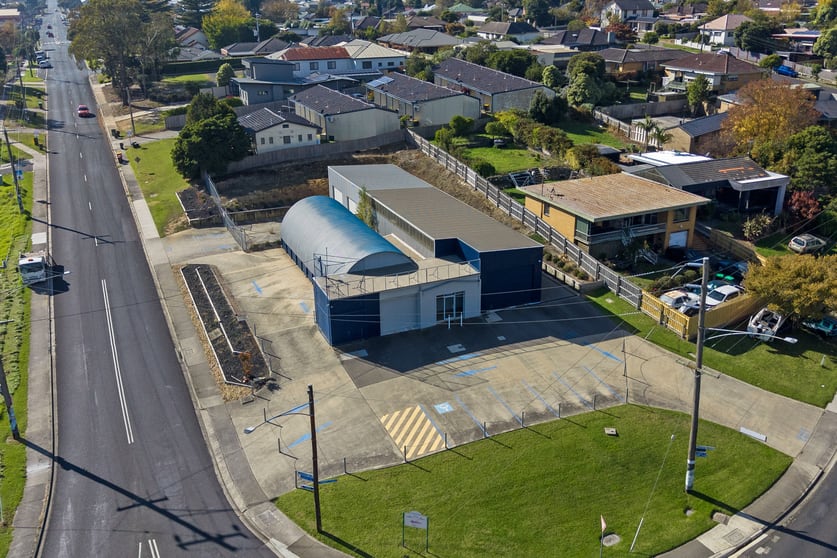 Click to view all images 2 Monash Road Newborough VIC 3825 - Image 1