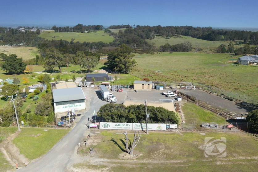 Click to view all images 2856 Princes Highway Garfield VIC 3814 - Image 1