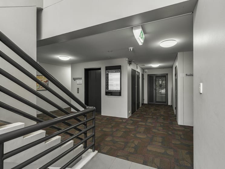 Click to view all images 1/4 Browne Street Campbelltown NSW 2560 - Image 3