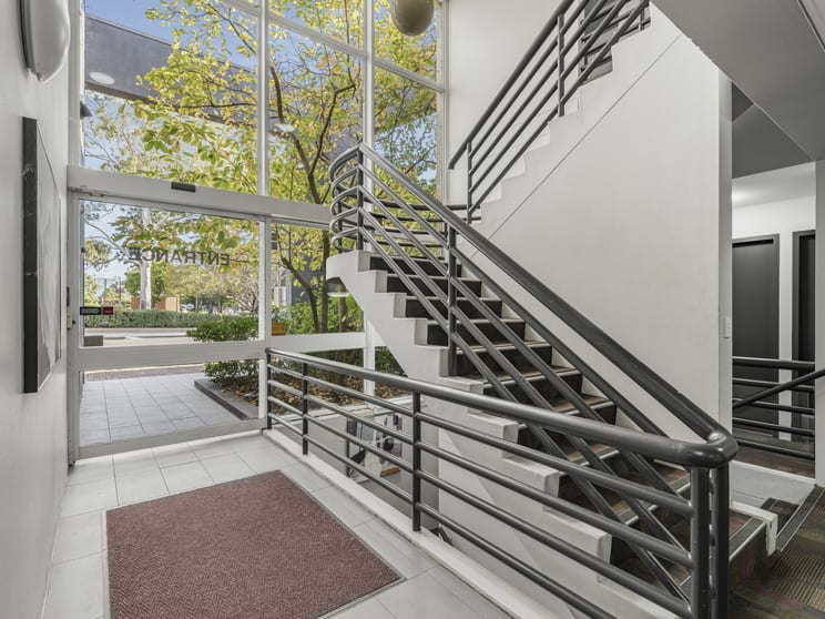 Click to view all images 1/4 Browne Street Campbelltown NSW 2560 - Image 2