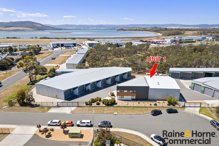 Unit 1/1 Kyeema Place Cambridge TAS 7170 - Image 2