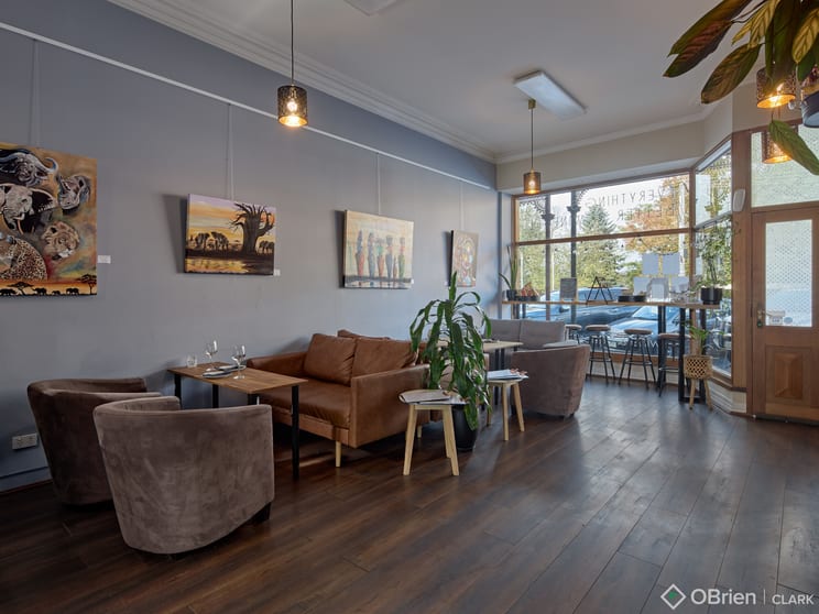 Click to view all images 77 Queen Street Warragul VIC 3820 - Image 3