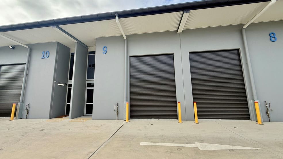 Click to view all images 31 Warehouse Circuit Yatala QLD 4207 - Image 1