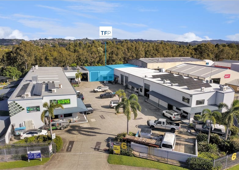 Click to view all images 4/6 Enterprise Avenue Tweed Heads South NSW 2486 - Image 2