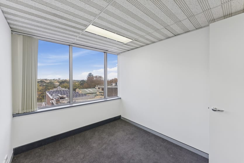 Click to view all images 35 Spring Street Bondi Junction NSW 2022 - Image 3