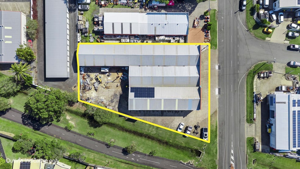 Click to view all images 9-11 Miller Street Urangan QLD 4655 - Image 3