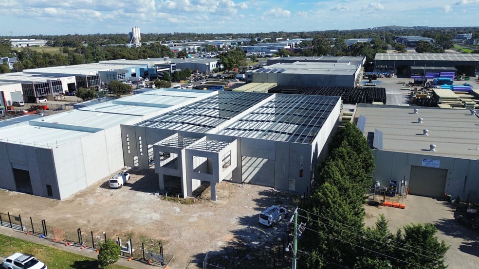 Click to view all images 15-17 Gasoline Way Craigieburn VIC 3064 - Image 2
