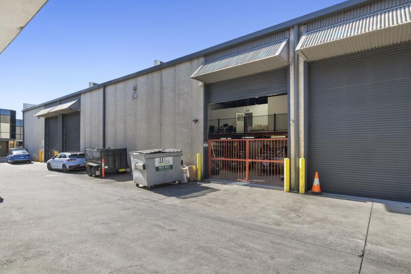 Unit 10/3 Kaleski Street Moorebank NSW 2170 - Image 2