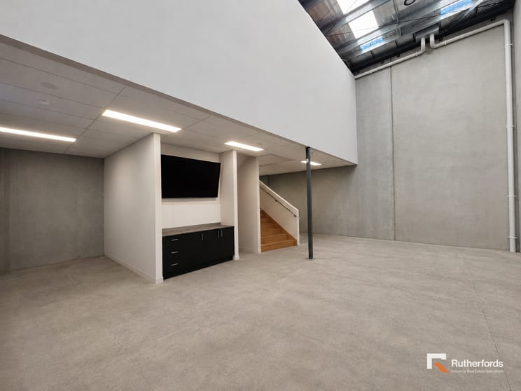 26/27 Graystone Court Epping VIC 3076 - Image 3
