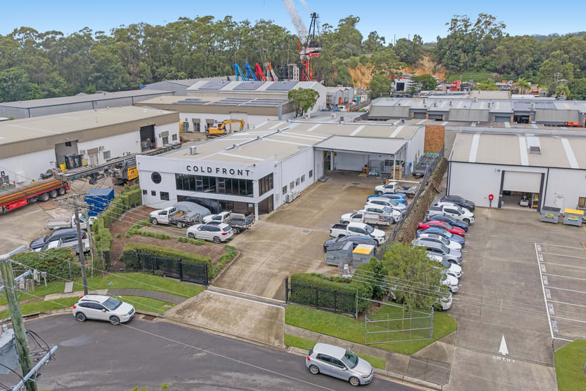 Click to view all images 3 Davo Court Burleigh Heads QLD 4220 - Image 2