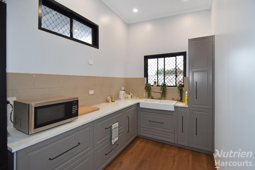 Click to view all images 187/189/191 Paterson Street Tennant Creek NT 0860 - Image 3