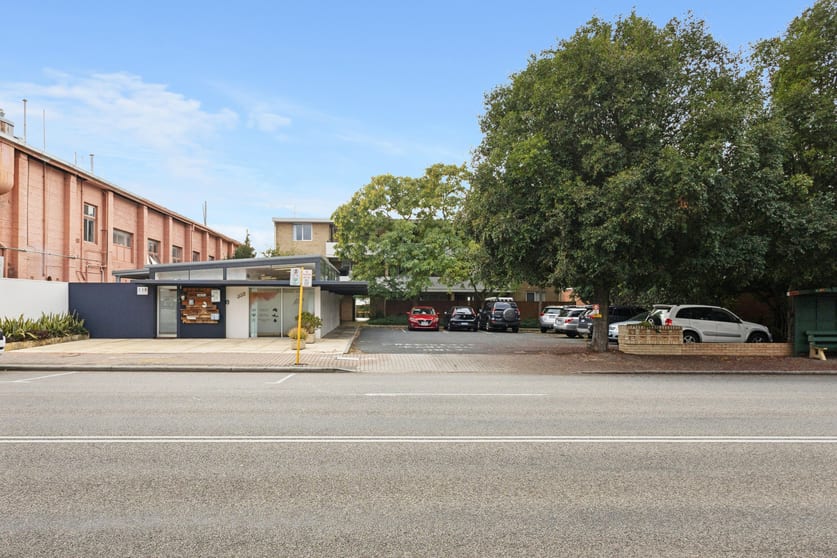 338 Walcott St Coolbinia WA 6050 - Image 2