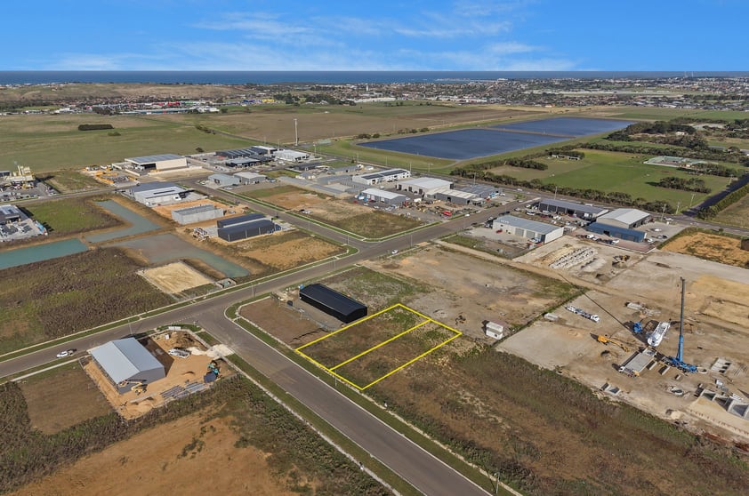 Click to view all images 5 Knowles Street Warrnambool VIC 3280 - Image 3