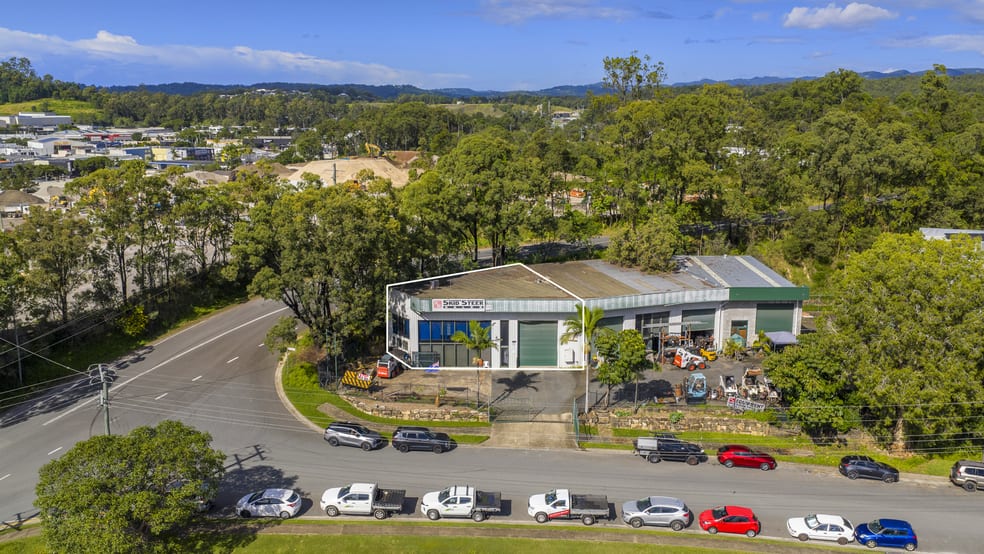 1/2 Bee Court Burleigh Heads QLD 4220 - Image 2