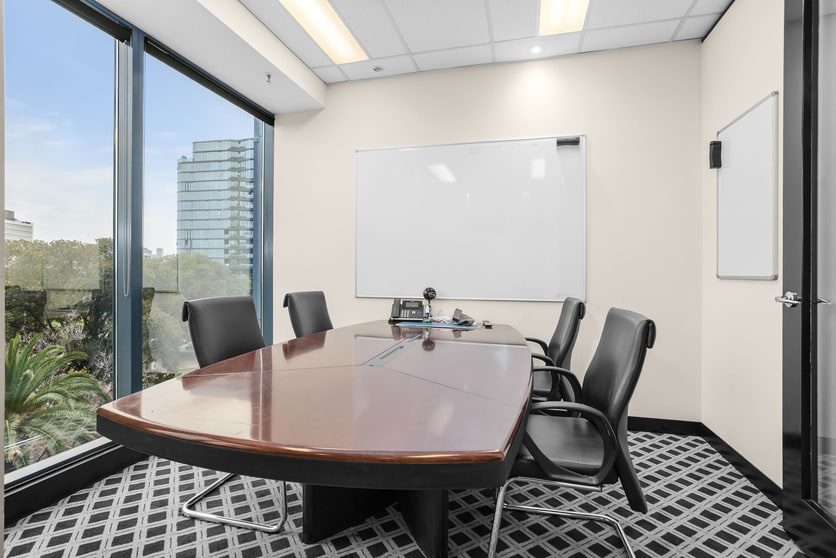 Suite 432 & Double Garage/Stor/1 Queens Road Melbourne VIC 3004 - Image 3