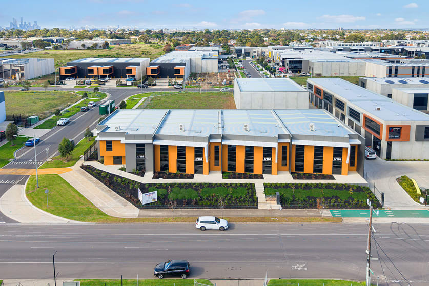 Click to view all images Unit 3/168 Maddox Road Williamstown North VIC 3016 - Image 2