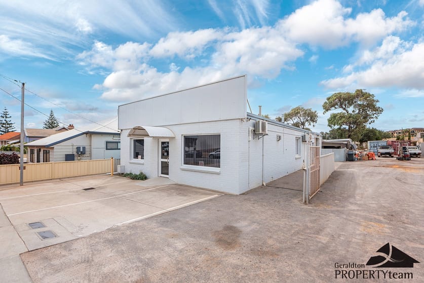 9A View St Geraldton WA 6530 - Image 3