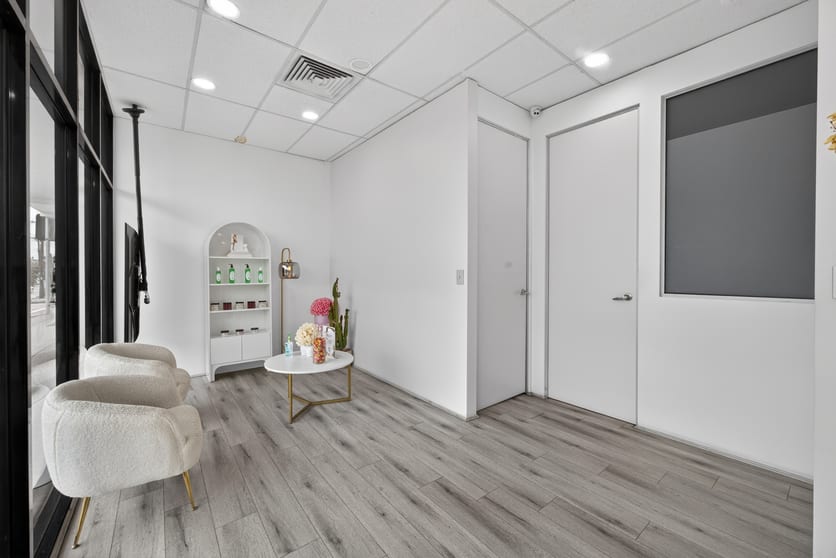 Click to view all images 3/324-326 William Street Kingsgrove NSW 2208 - Image 3
