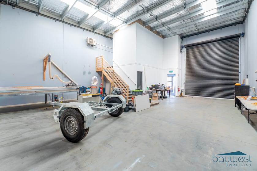 9/1921 Frankston Flinders Road Hastings VIC 3915 - Image 3