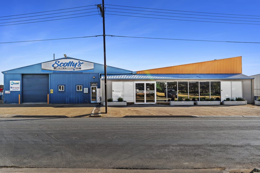 Click to view all images 12 Hughes Street Berri SA 5343 - Image 1