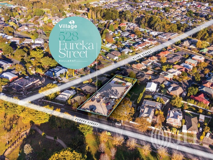 Click to view all images 528 Eureka Street Ballarat East VIC 3350 - Image 3