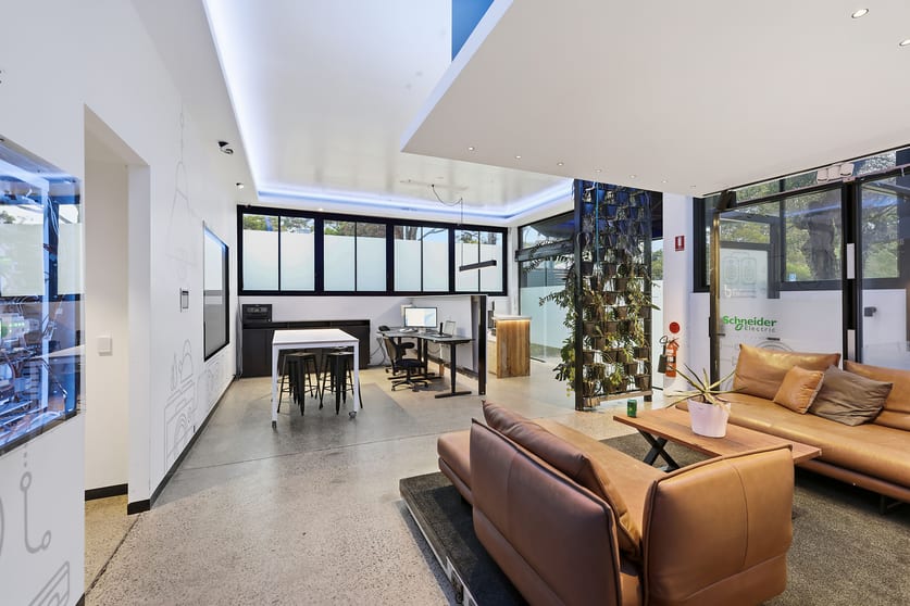 Click to view all images 1/10 Wattle Road Brookvale NSW 2100 - Image 2