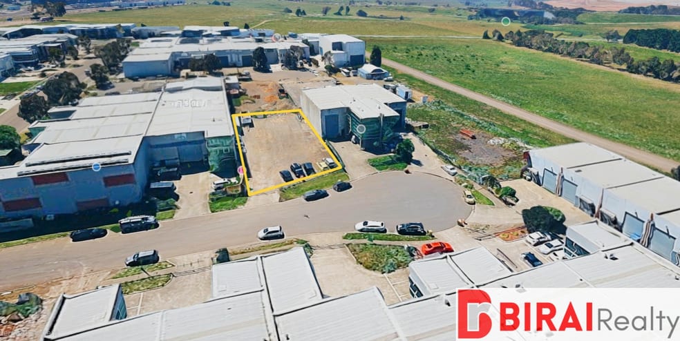 Click to view all images 5 Lawn Court Craigieburn VIC 3064 - Image 1