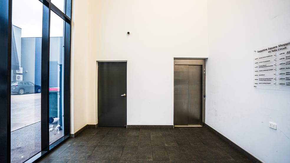Click to view all images 11/ 45 Tallis Circuit Truganina VIC 3029 - Image 3