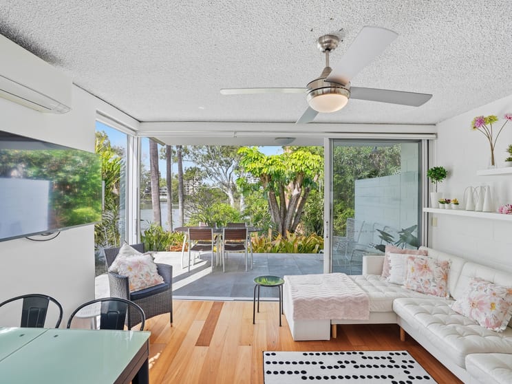 Click to view all images 85 Ryan Street West End QLD 4101 - Image 2