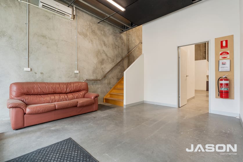 11/22 Makland Drive Derrimut VIC 3026 - Image 3