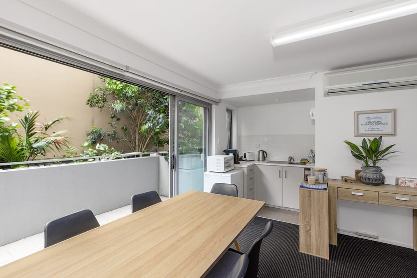 Click to view all images 5/1741-1745 Pittwater Road Mona Vale NSW 2103 - Image 1