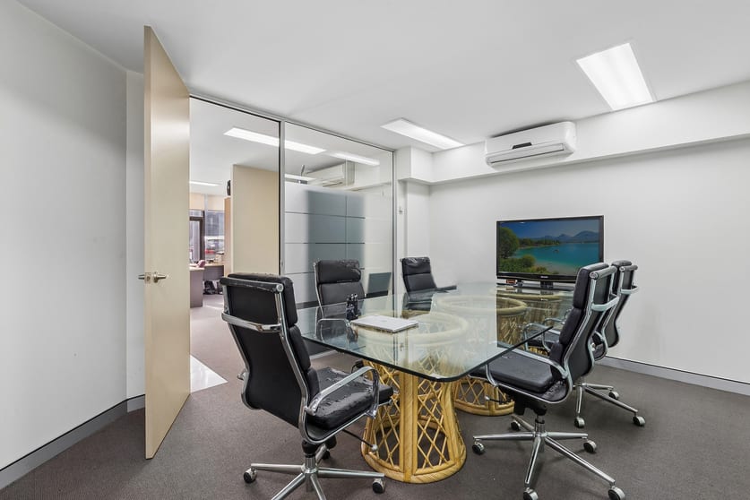 Click to view all images 3/3 Vuko Place Warriewood NSW 2102 - Image 3
