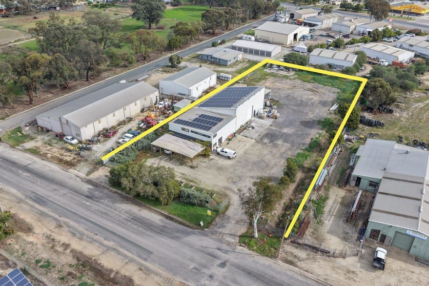 Click to view all images 118 Punt Road Barham NSW 2732 - Image 1